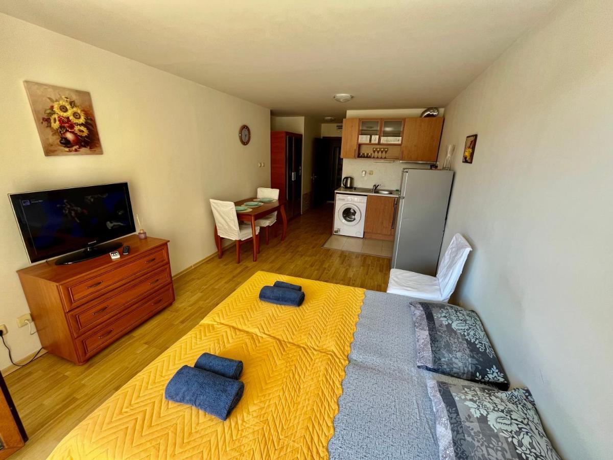 Alexandr Apartments Vigo Nesebar Buitenkant foto